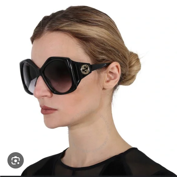 Gucci | Accessories | Like New Gucci Oversized Sunglasses  display picture 1